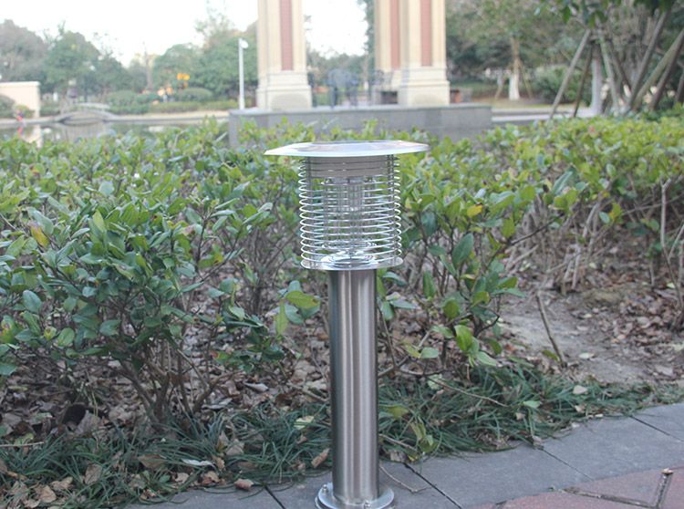 院子里的太陽(yáng)能滅蚊燈，用對(duì)了才有效